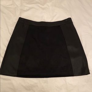 Suede/faux leather skirt